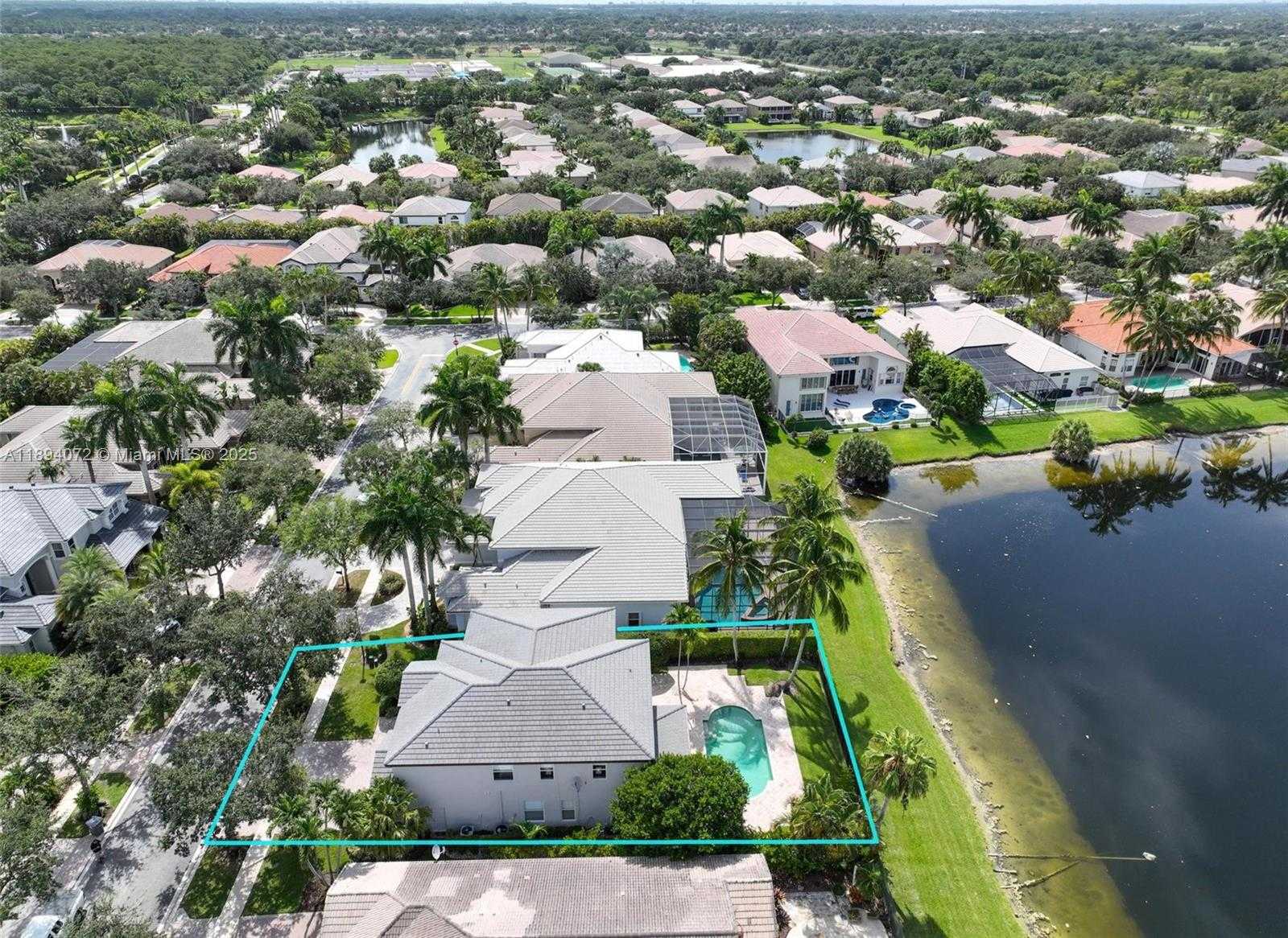 Small Image of 11750 BAYFIELD DR, Boca Raton Number 46