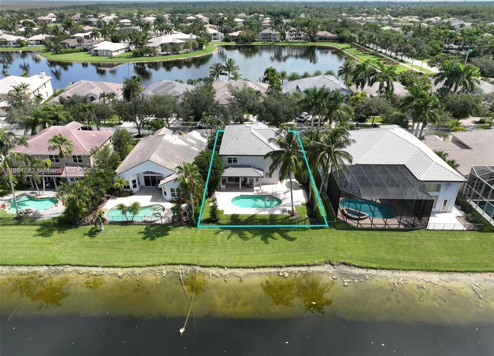 Small Image of 11750 BAYFIELD DR, Boca Raton Number 48
