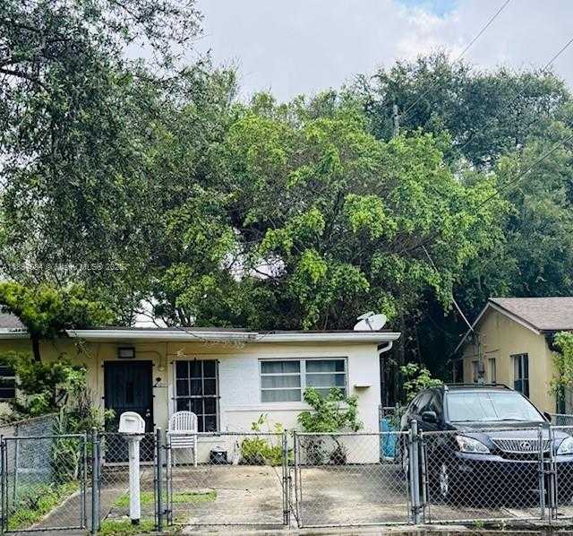 Small Image of 1205 NORTH EAST 127TH ST #1211, North Miami Number 2