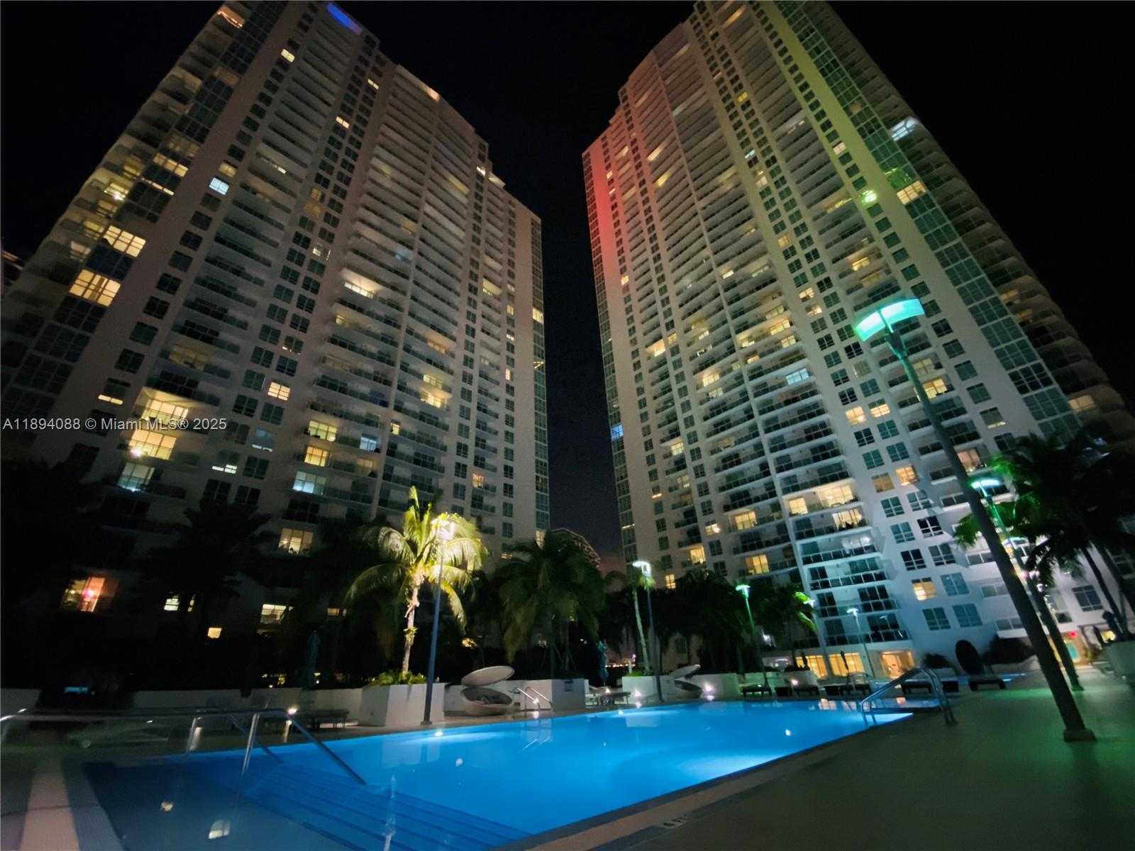 Small Image of 950 BRICKELL BAY DR #1408, Miami Number 26