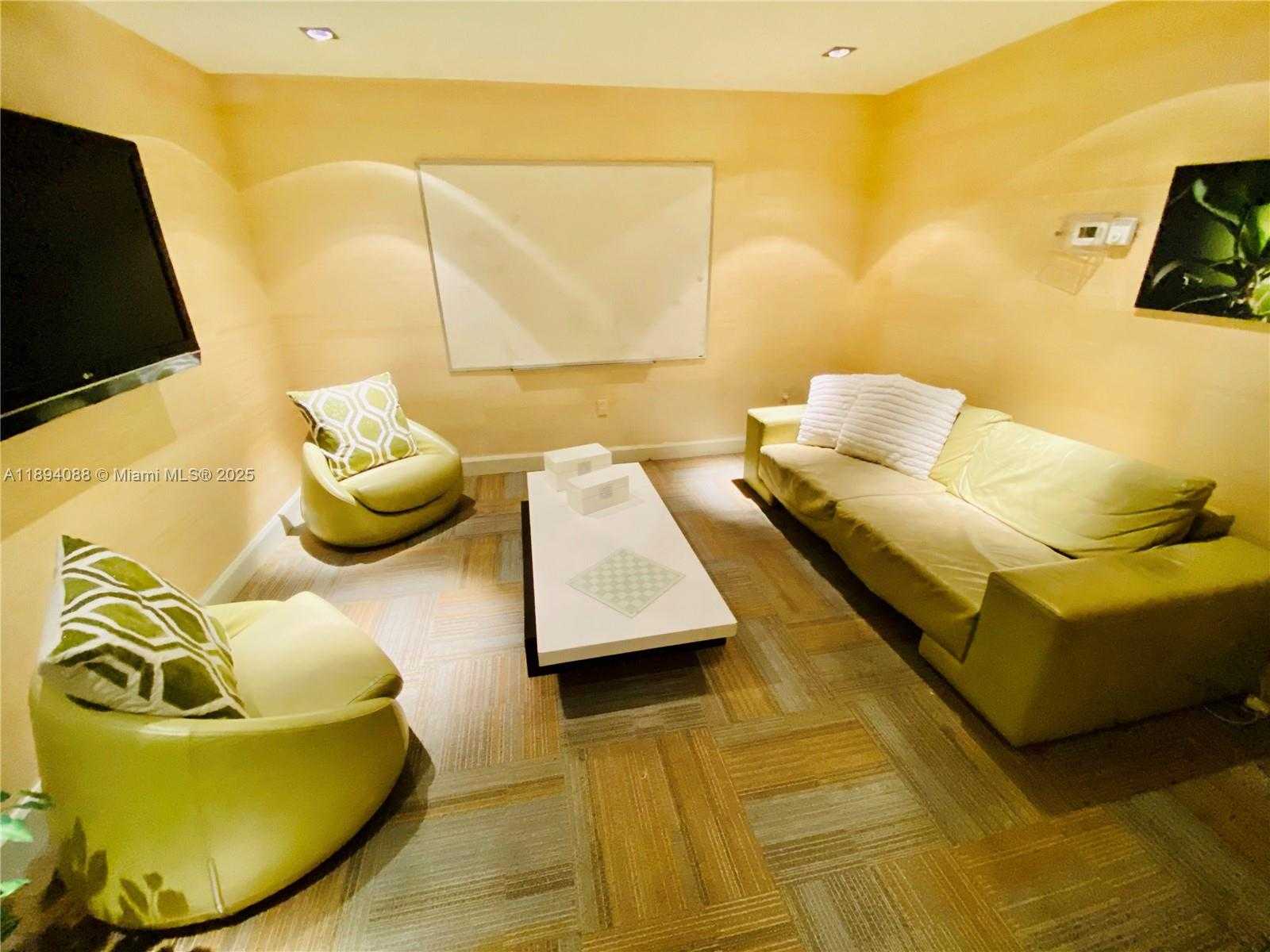 Small Image of 950 BRICKELL BAY DR #1408, Miami Number 41