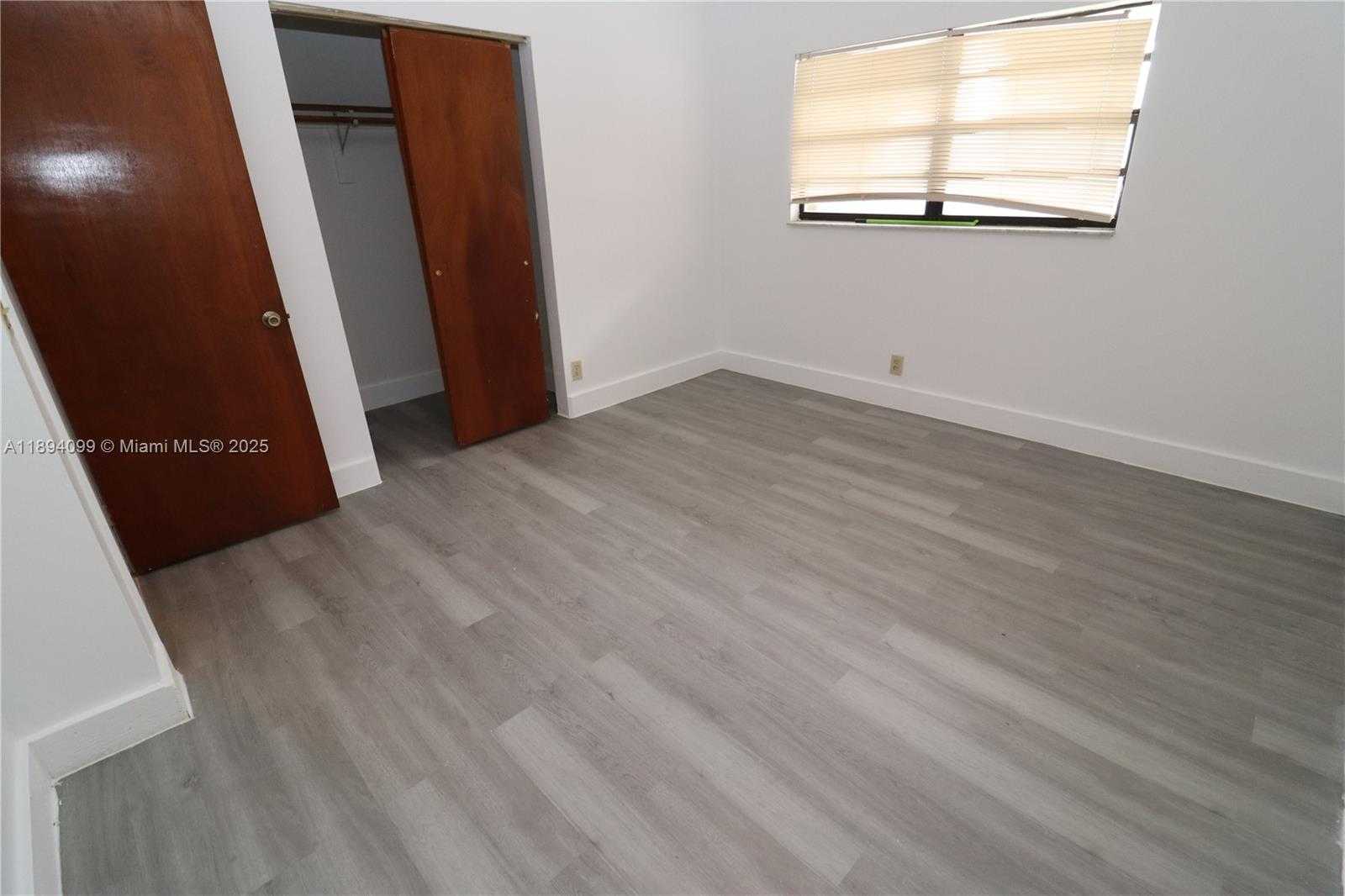 Small Image of 1206 NORTH 22ND AVE #2, Hollywood Number 11