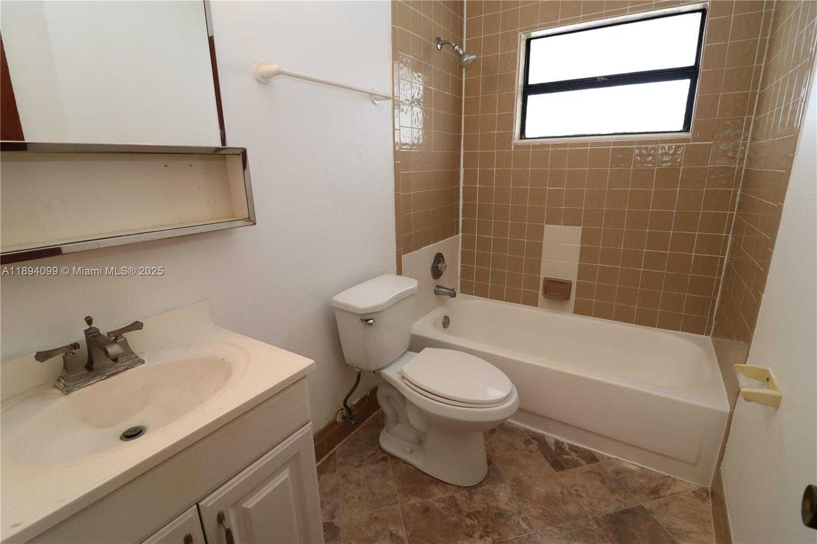 Small Image of 1206 NORTH 22ND AVE #2, Hollywood Number 13