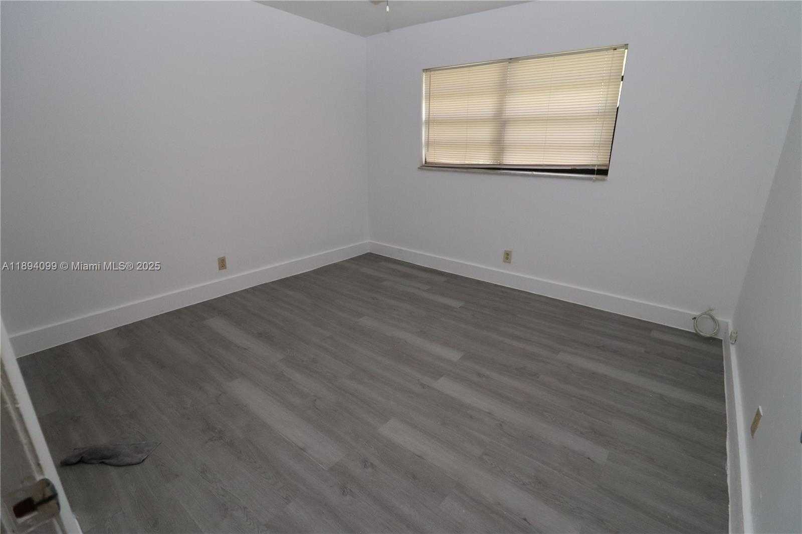 Small Image of 1206 NORTH 22ND AVE #2, Hollywood Number 14