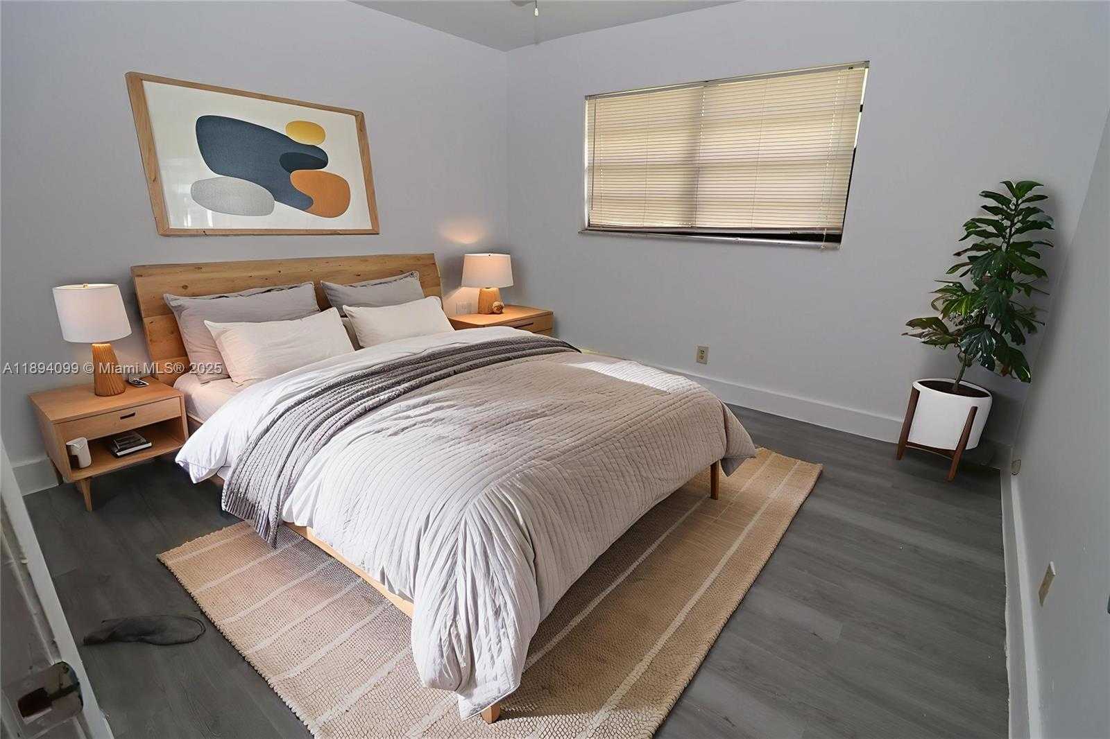 Small Image of 1206 NORTH 22ND AVE #2, Hollywood Number 4