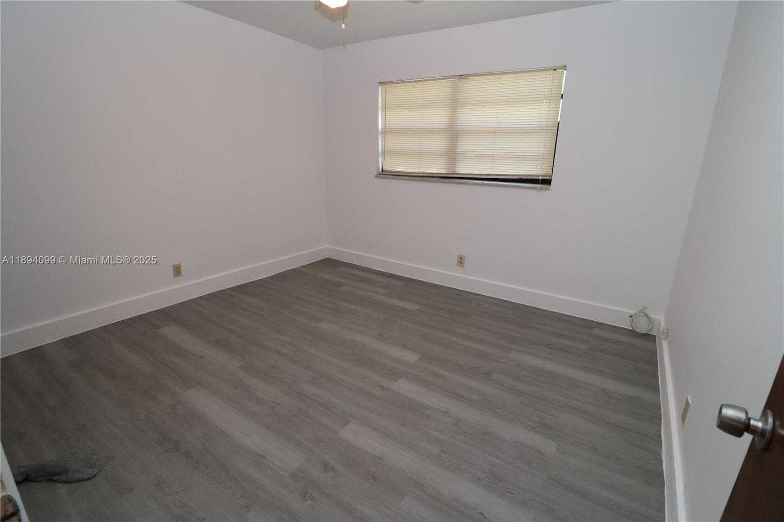 Small Image of 1206 NORTH 22ND AVE #2, Hollywood Number 9