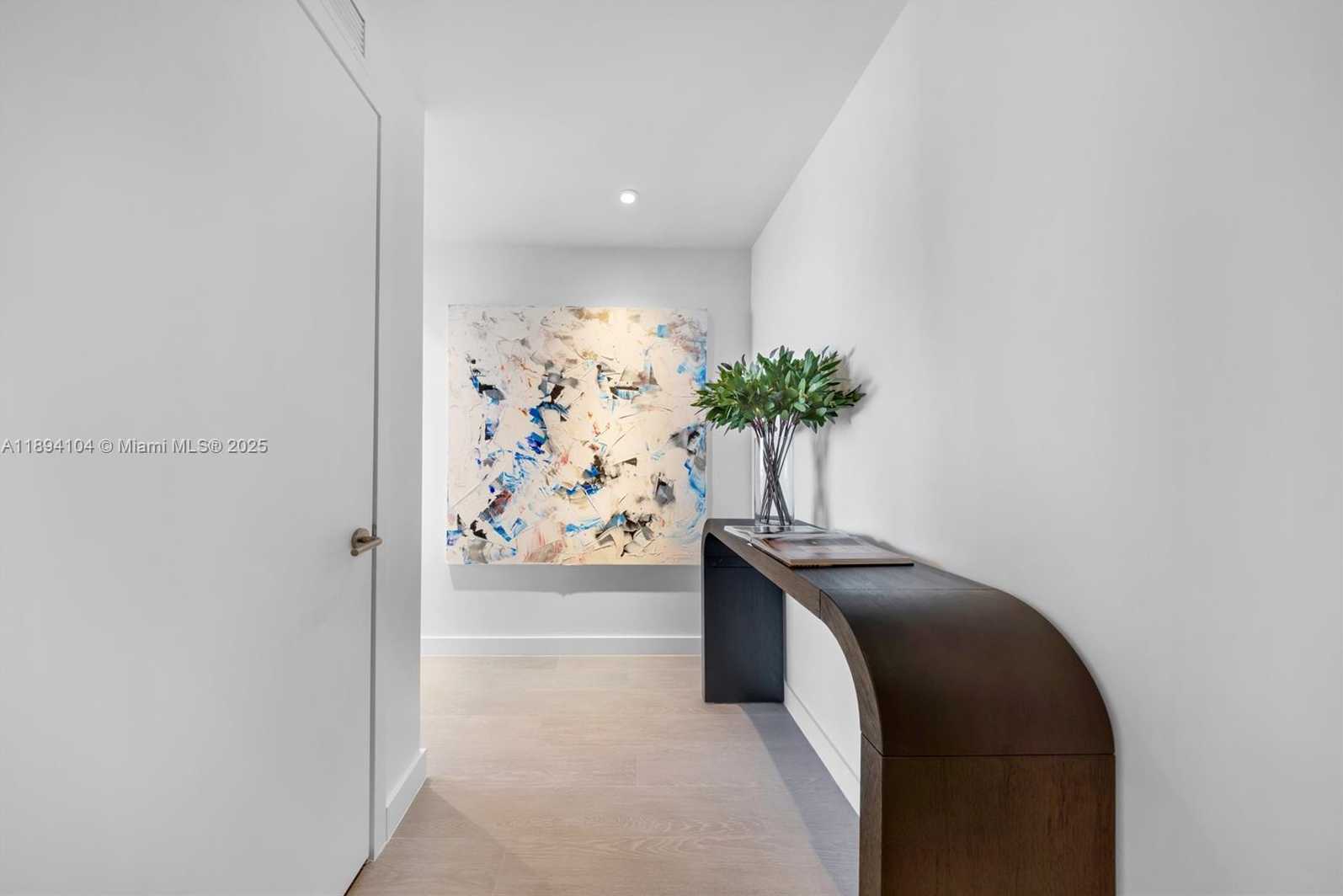 Small Image of 500 ALTON RD #2404, Miami Beach Number 12