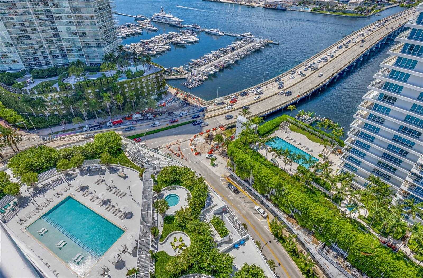 Small Image of 500 ALTON RD #2404, Miami Beach Number 17