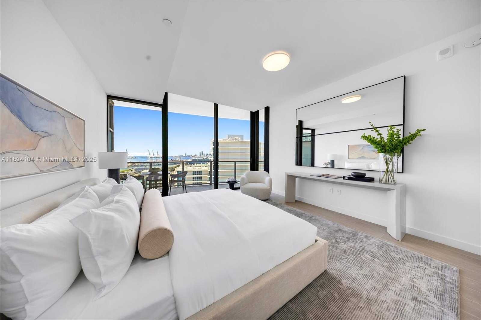 Small Image of 500 ALTON RD #2404, Miami Beach Number 24