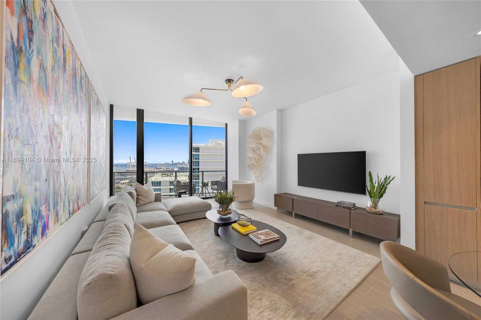 Small Image of 500 ALTON RD #2404, Miami Beach Number 3