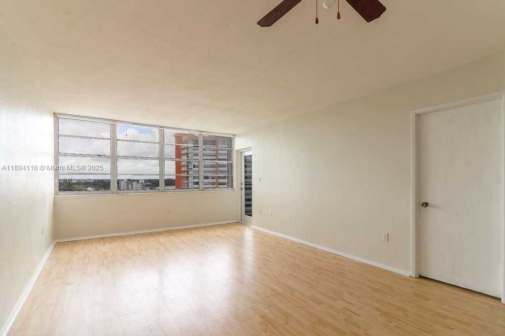 Small Image of 1351 NORTH EAST MIAMI GARDENS DR #1001E, Miami Number 6