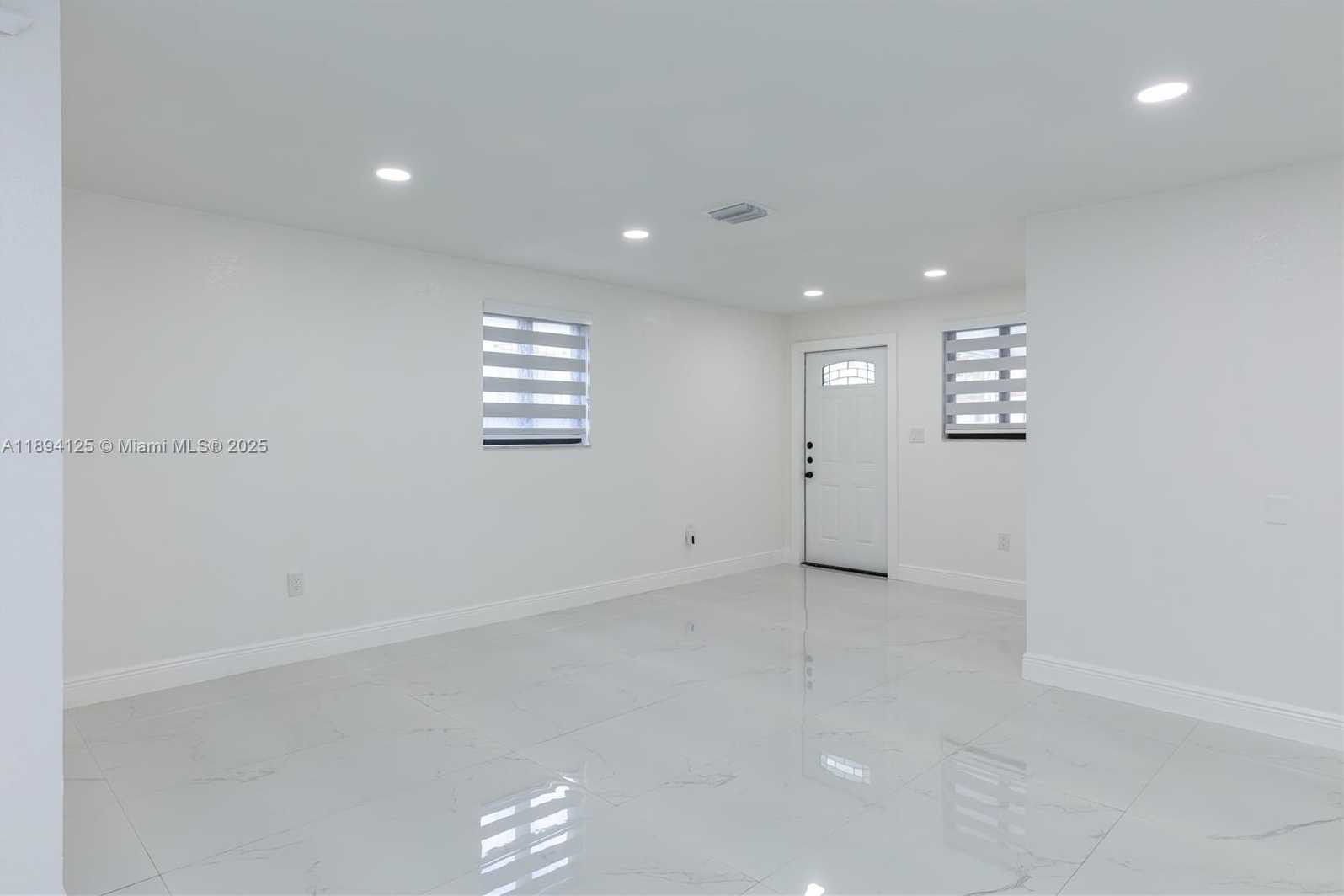 Imagen de Pequeño Objeto