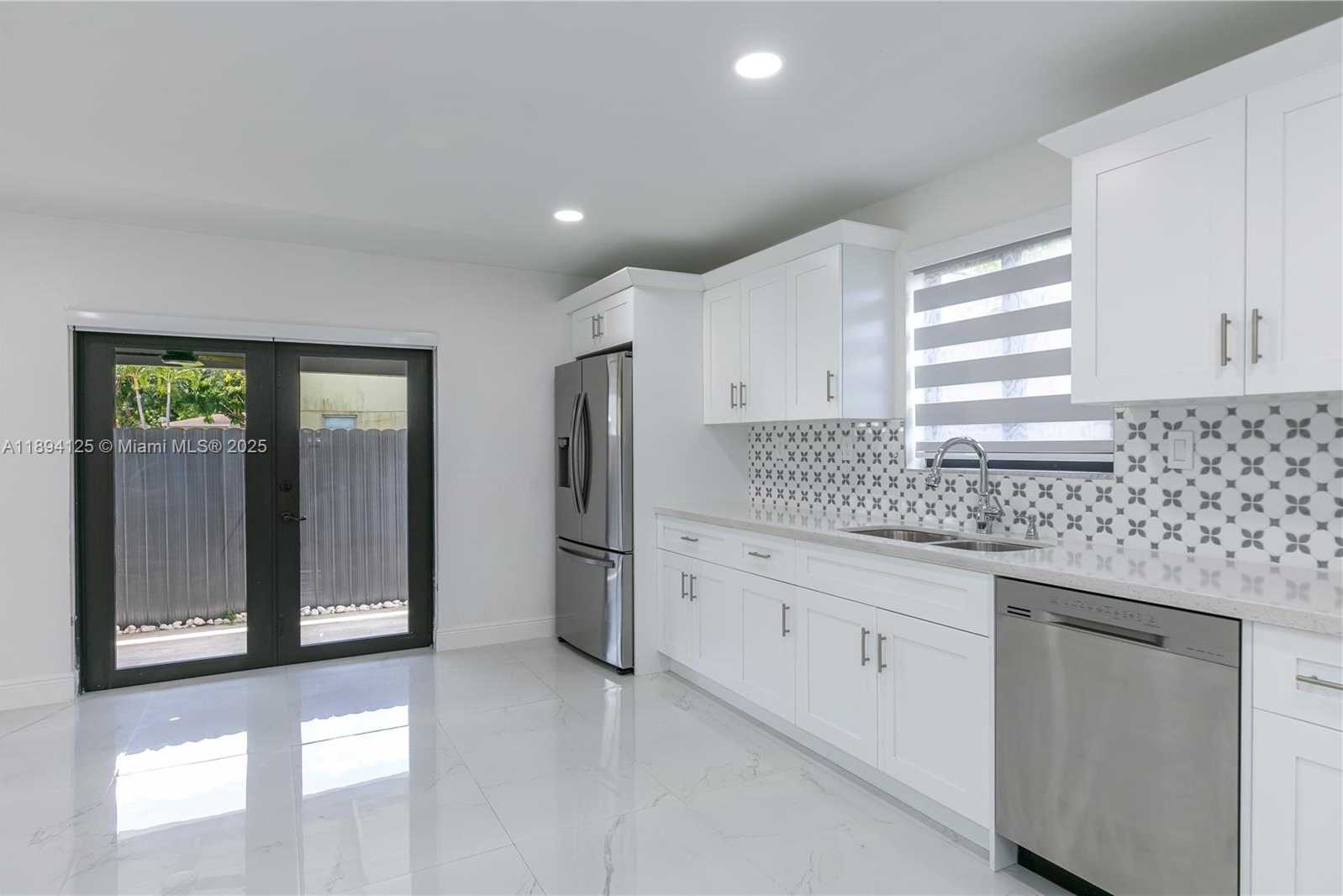 Imagen de Pequeño Objeto