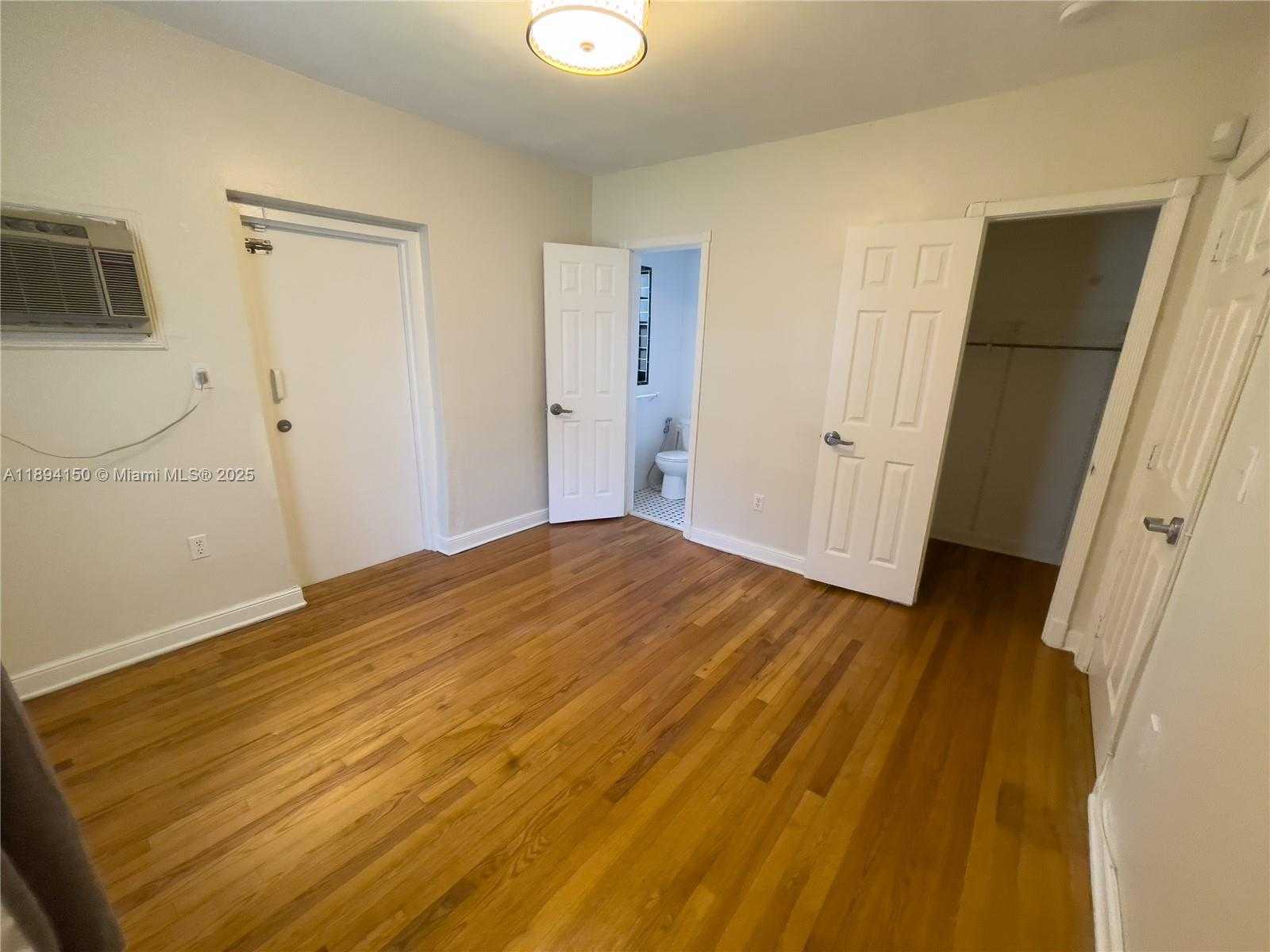 Small Image of 2290 SOUTH WEST 26TH LN, Miami Number 13
