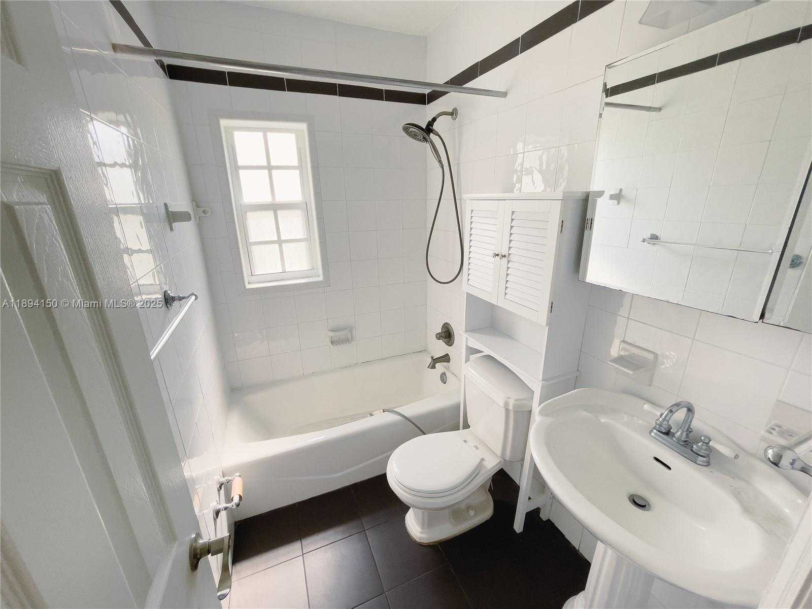 Small Image of 2290 SOUTH WEST 26TH LN, Miami Number 20