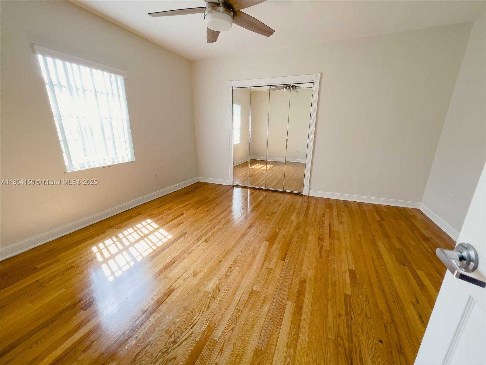 Small Image of 2290 SOUTH WEST 26TH LN, Miami Number 21