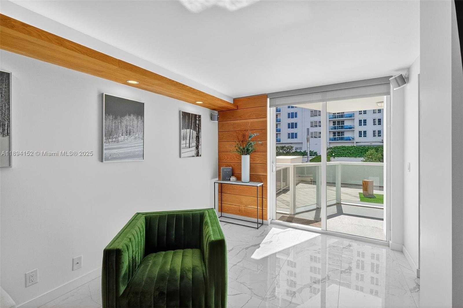 Small Image of 2401 COLLINS AVE #403, Miami Beach Number 12