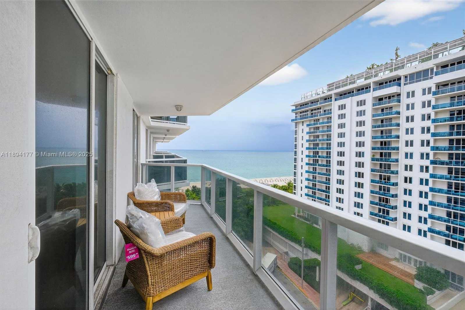 Small Image of 2401 COLLINS AVE #1406, Miami Beach Number 11