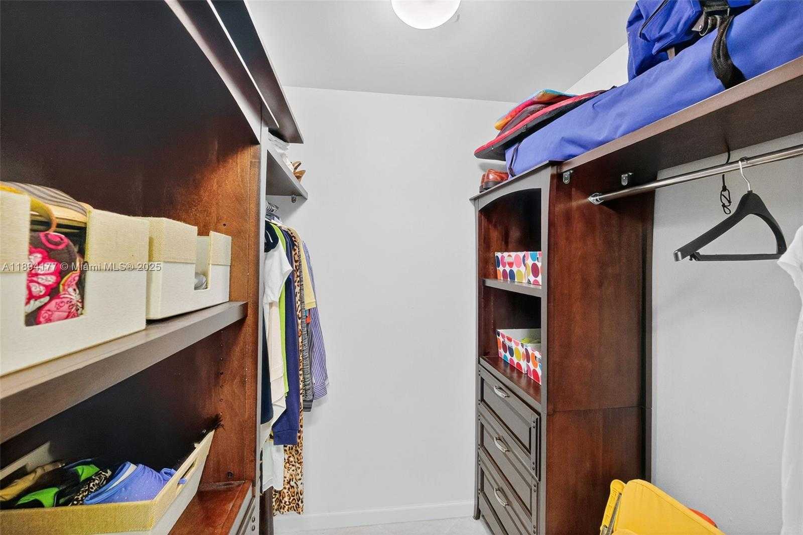 Small Image of 2401 COLLINS AVE #1406, Miami Beach Number 18