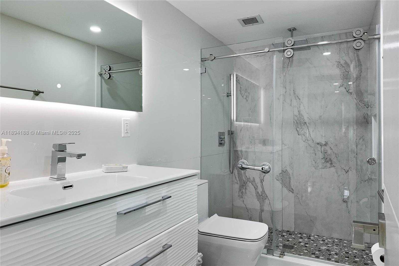 Small Image of 1950 SOUTH OCEAN DR #2Q, Hallandale Beach Number 17