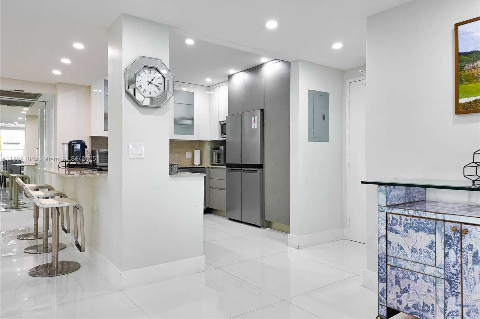 Small Image of 1950 SOUTH OCEAN DR #2Q, Hallandale Beach Number 5