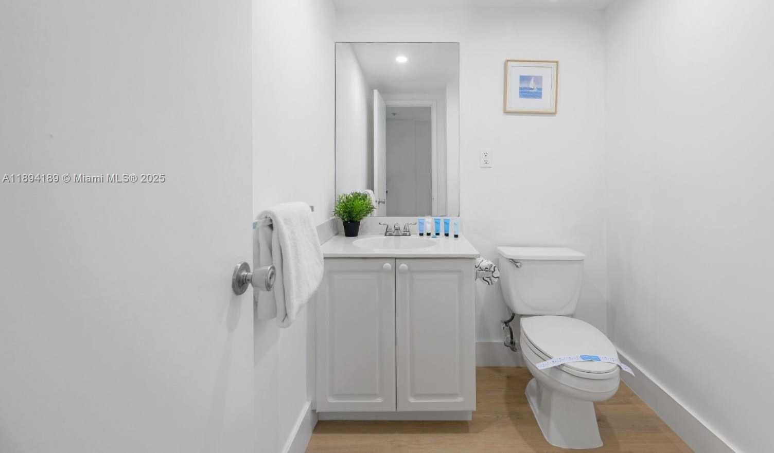 Small Image of 19370 COLLINS AVE #422, Sunny Isles Beach Number 14