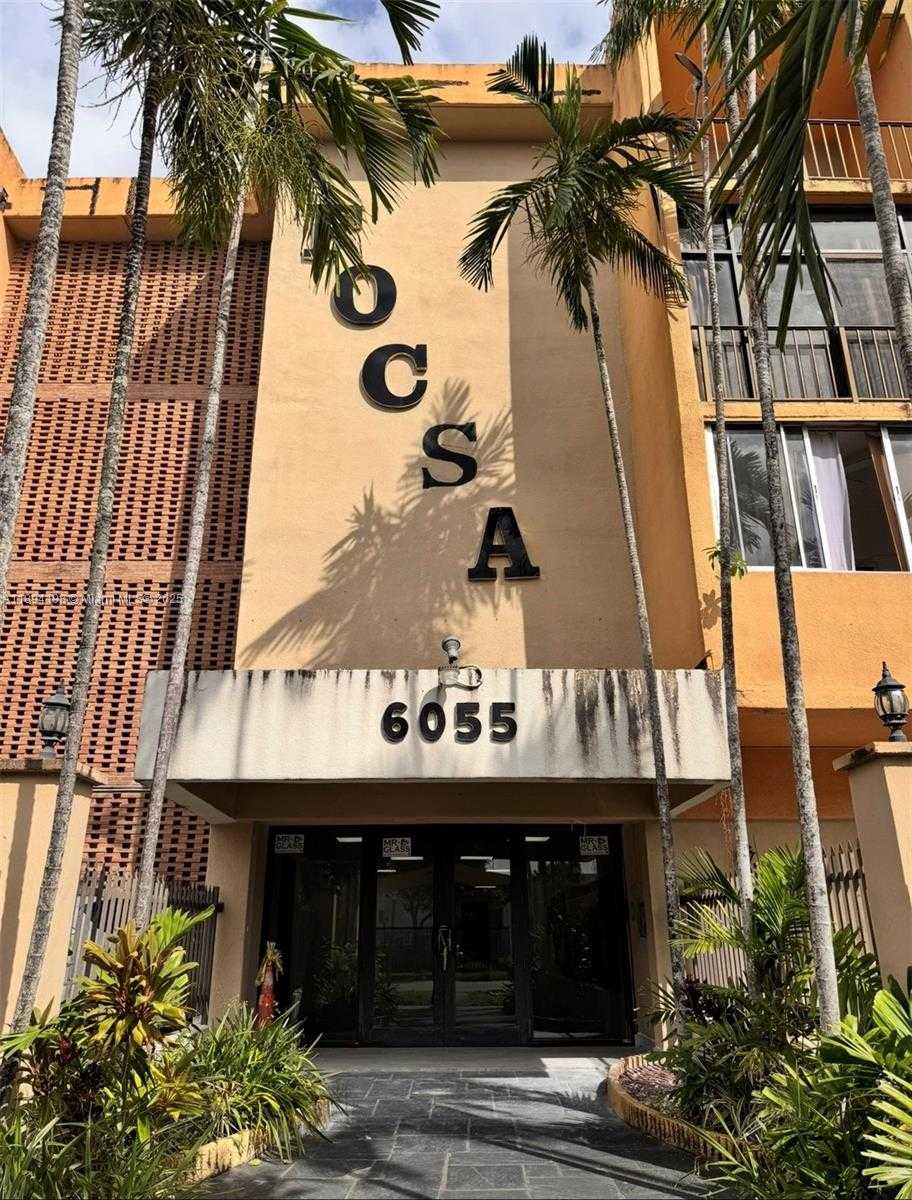 Small Image of 6055 WEST 19TH AVE #304, Hialeah Number 5