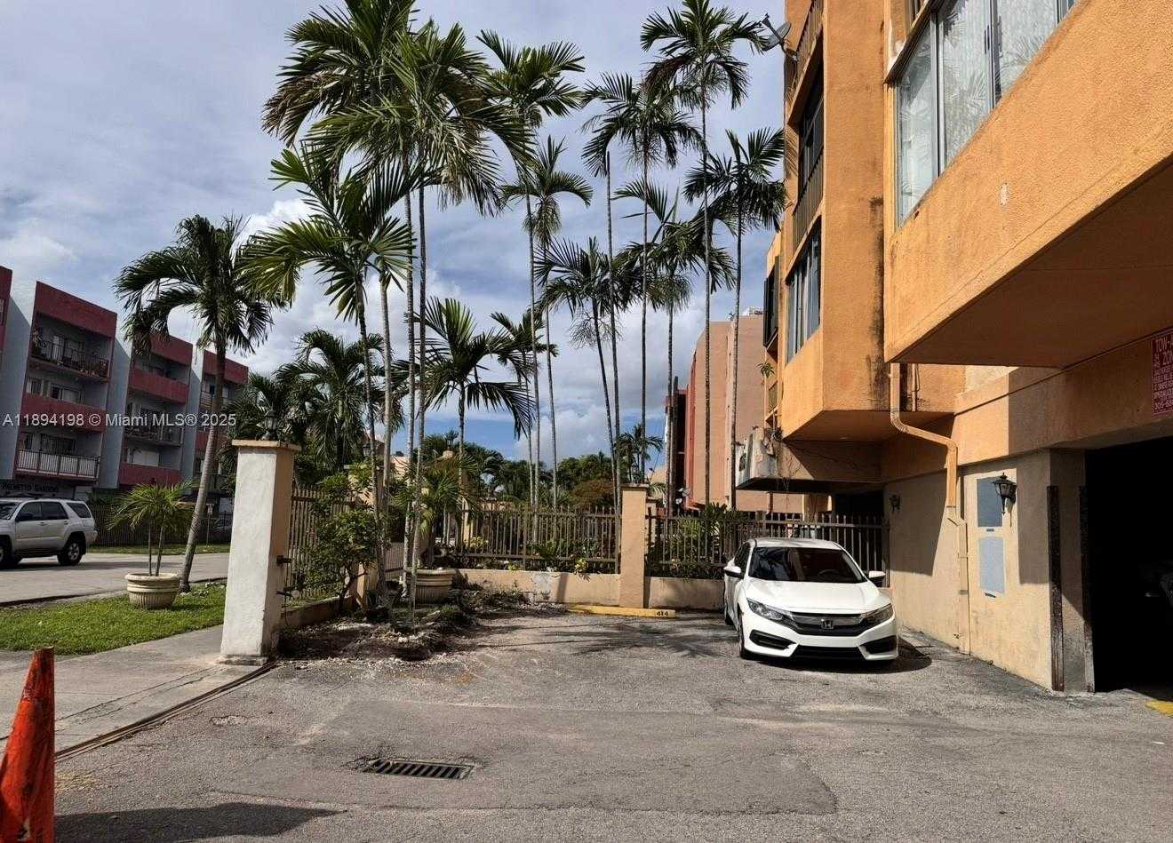 Small Image of 6055 WEST 19TH AVE #304, Hialeah Number 6