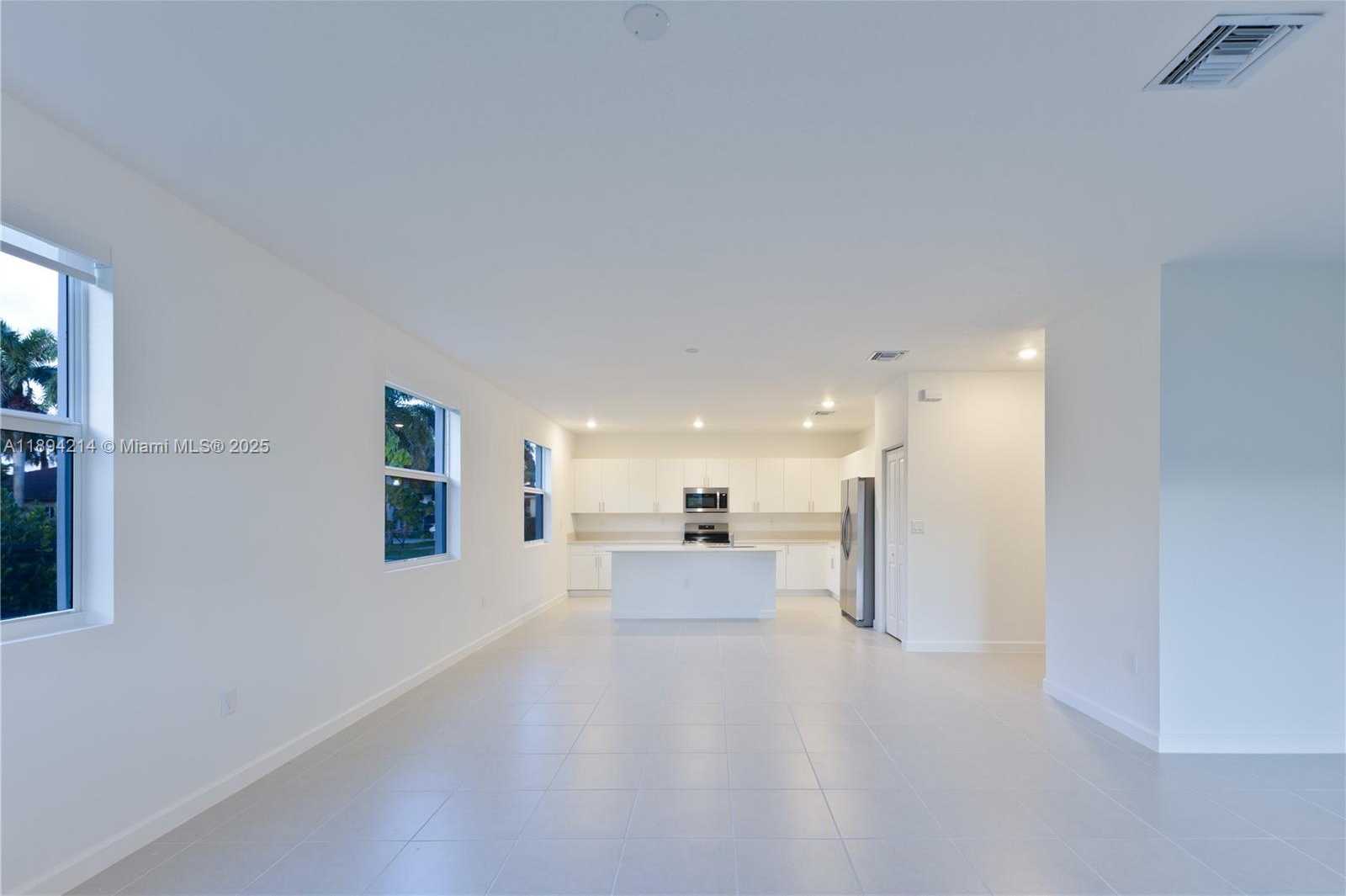 Small Image of 13203 SOUTH WEST 188TH TER #13203, Miami Number 18