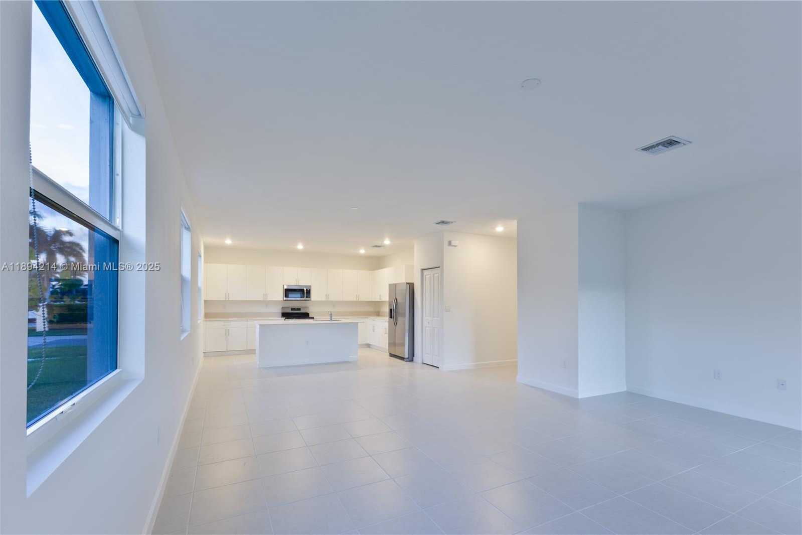 Small Image of 13203 SOUTH WEST 188TH TER #13203, Miami Number 19