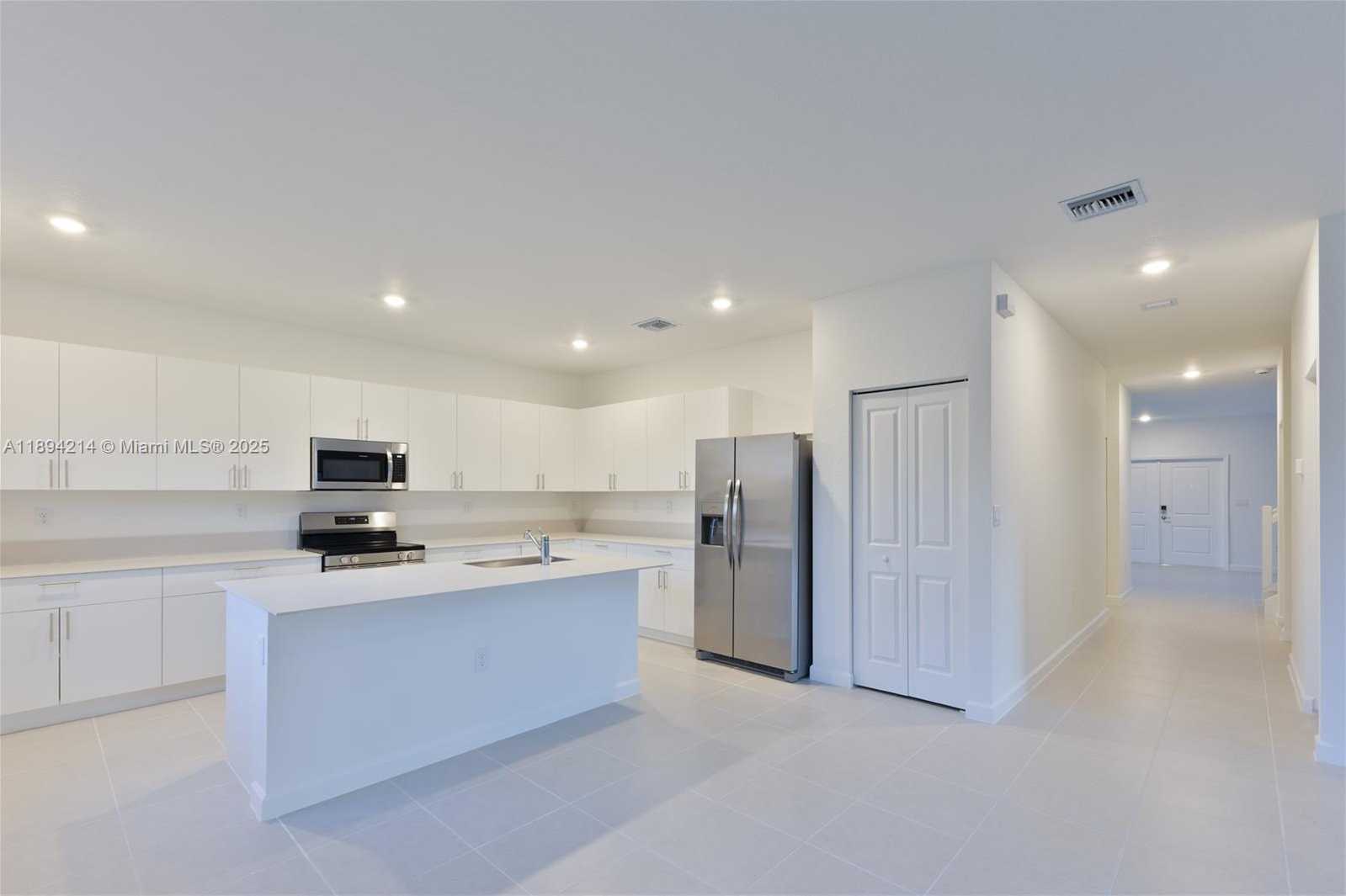 Small Image of 13203 SOUTH WEST 188TH TER #13203, Miami Number 20