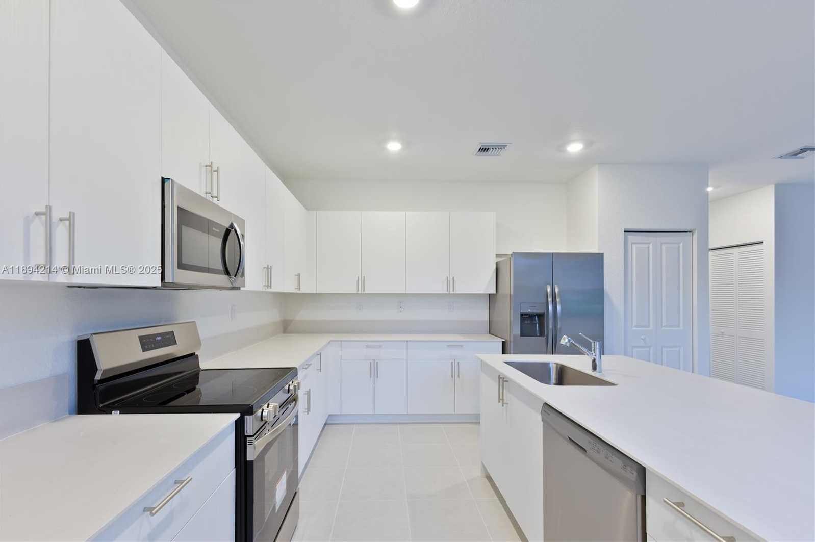Small Image of 13203 SOUTH WEST 188TH TER #13203, Miami Number 23