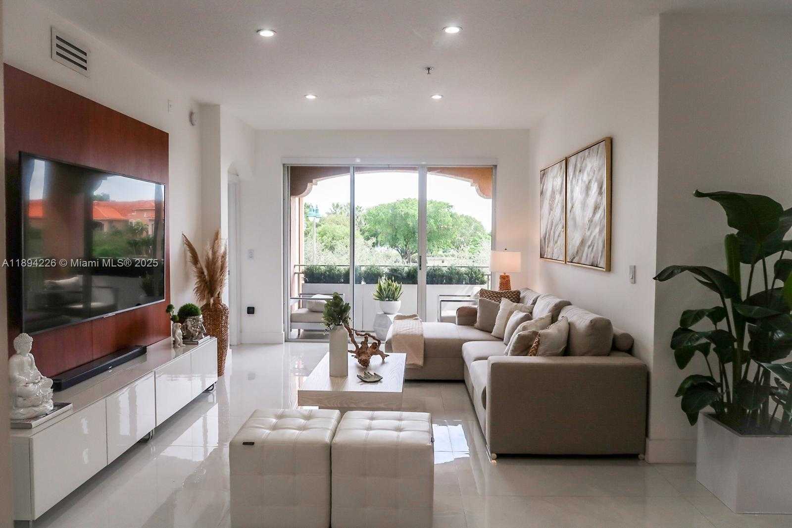 Small Image of 6630 NORTH WEST 114TH AVE #1534, Doral Number 15