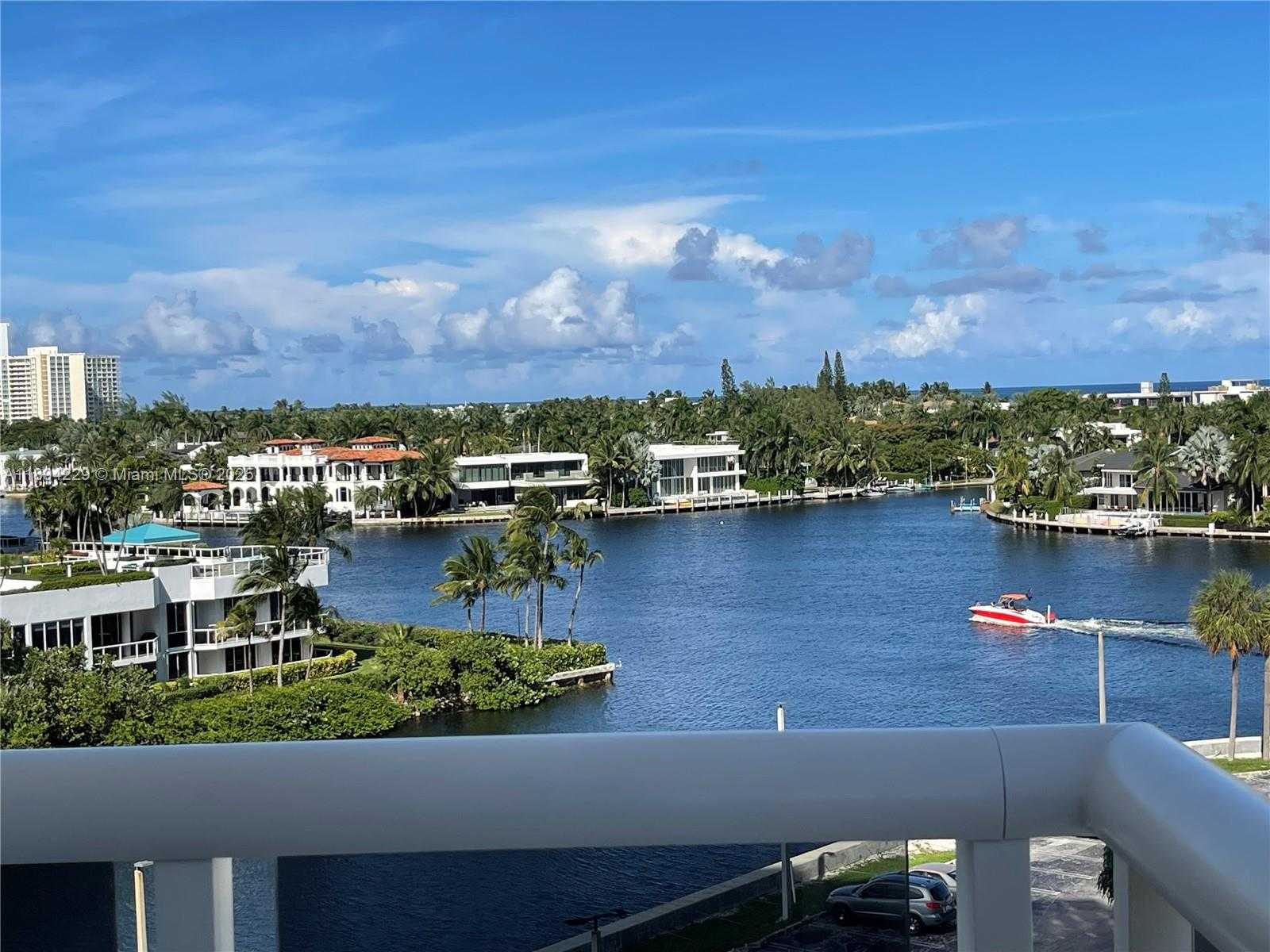 Small Image of 20505 EAST COUNTRY CLUB DR #734, Aventura Number 2