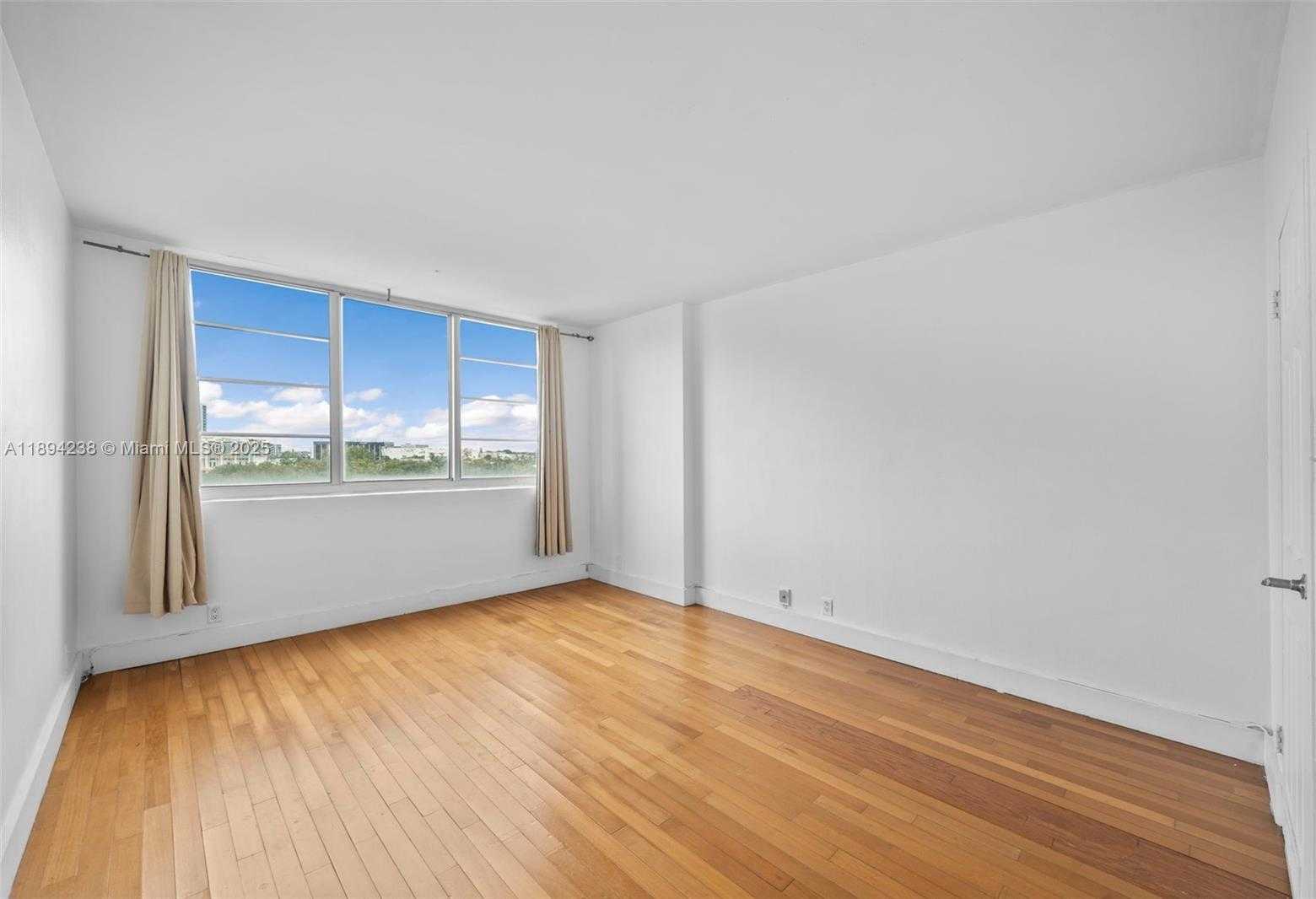 Small Image of 3301 NORTH EAST 5TH AVE #703, Miami Number 5