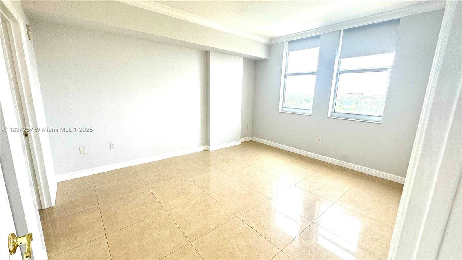 Small Image of 4100 SALZEDO ST #1003, Coral Gables Number 12