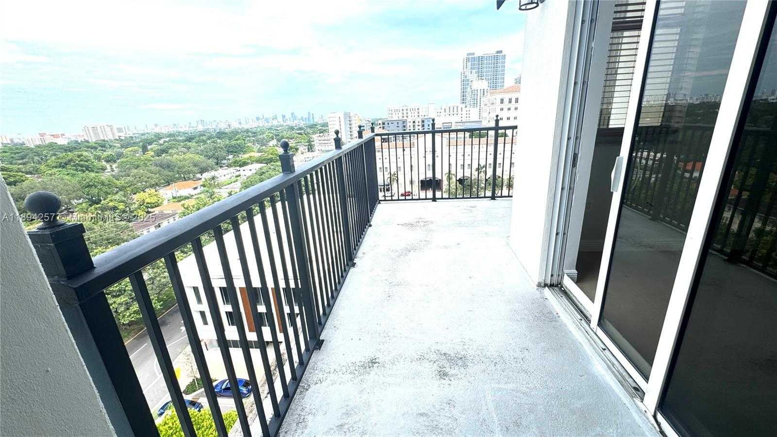 Small Image of 4100 SALZEDO ST #1003, Coral Gables Number 19