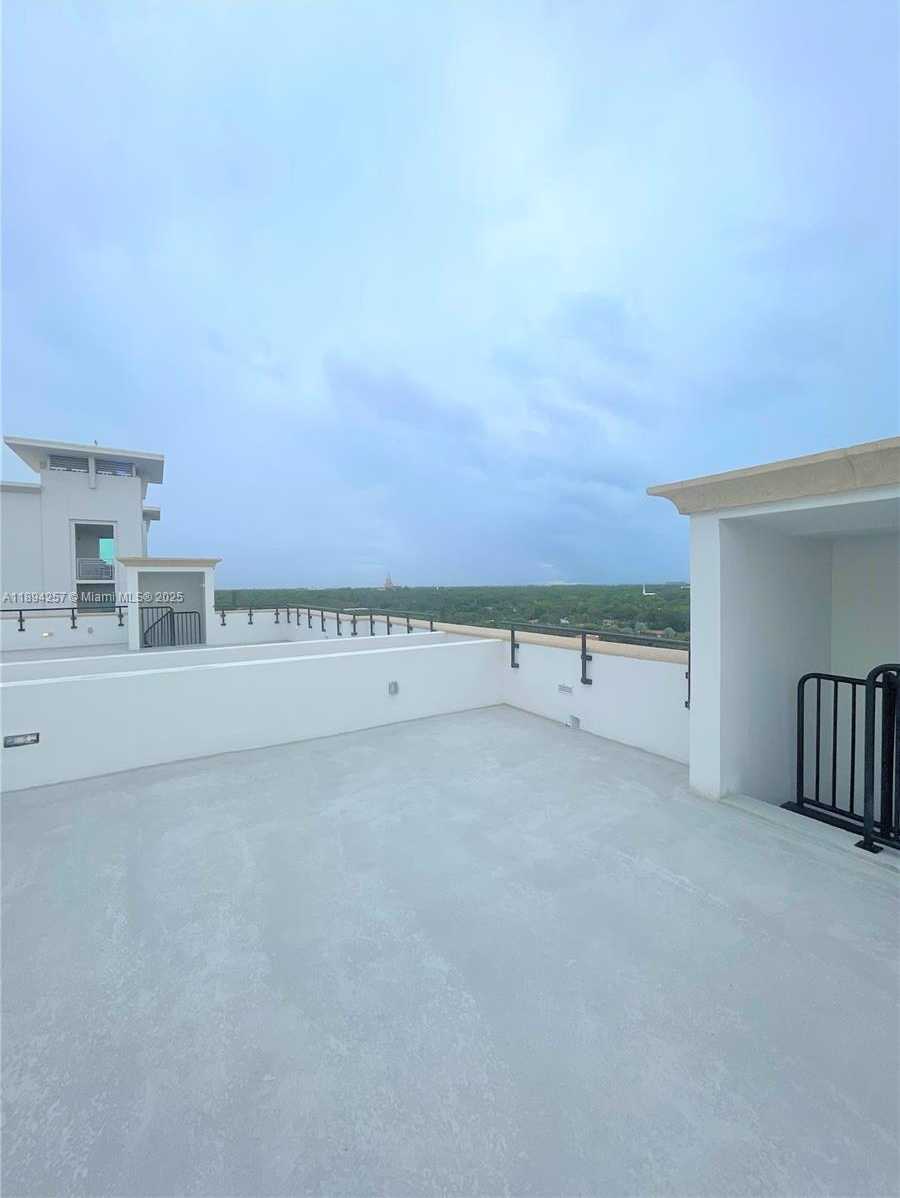 Small Image of 4100 SALZEDO ST #1003, Coral Gables Number 23