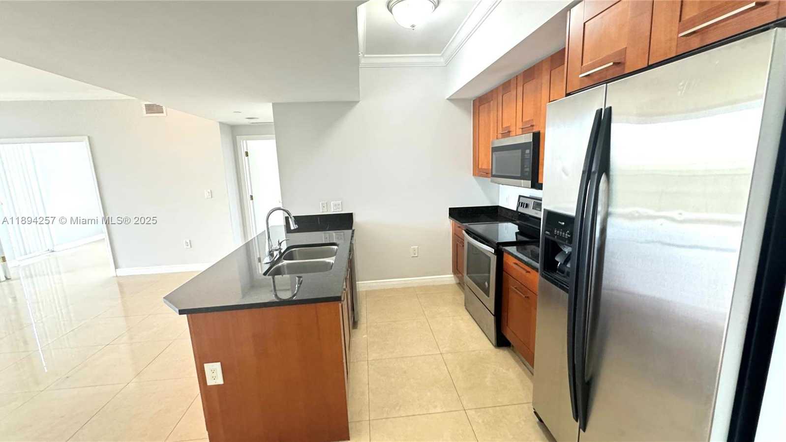 Small Image of 4100 SALZEDO ST #1003, Coral Gables Number 8