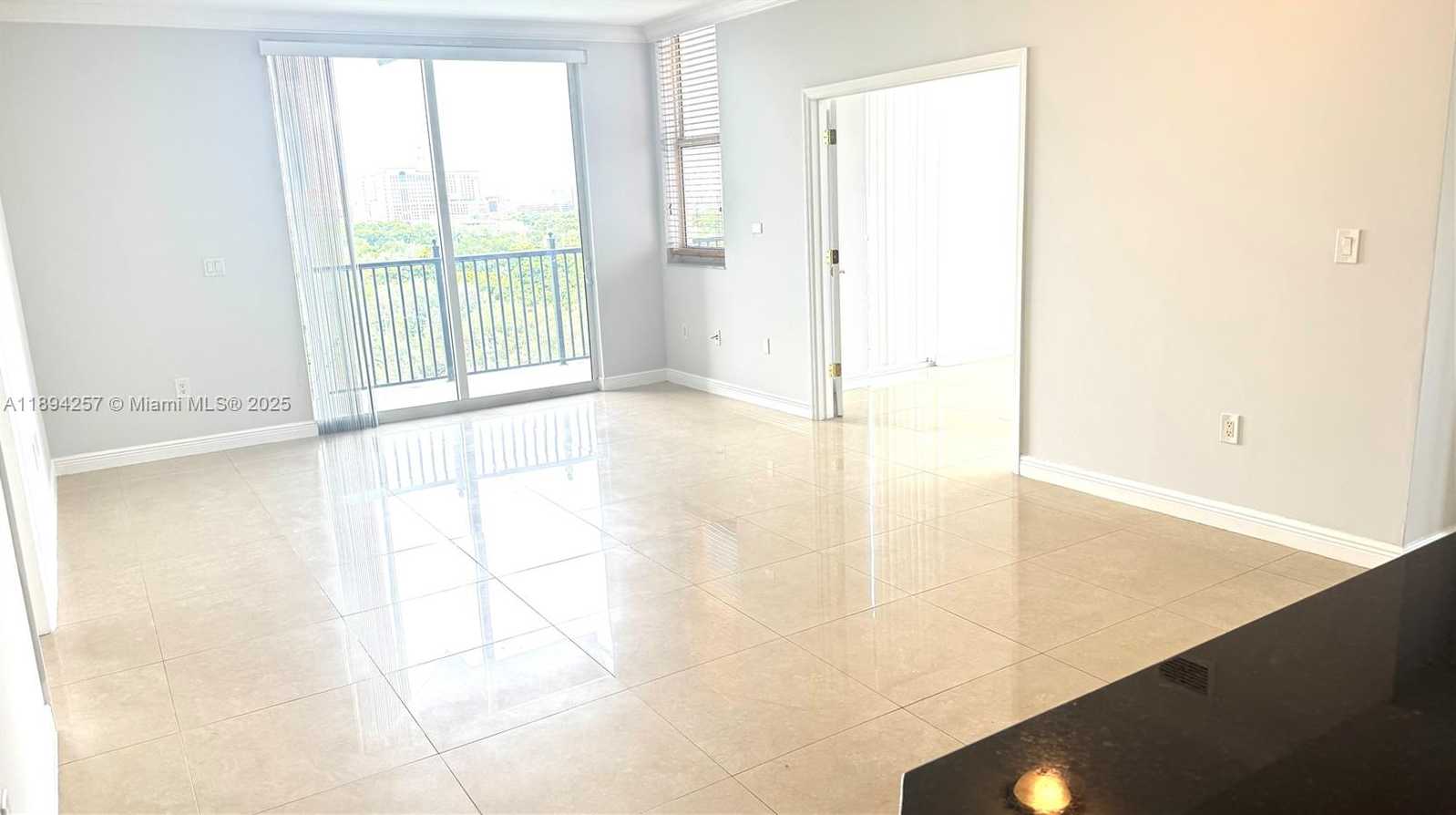 Small Image of 4100 SALZEDO ST #1003, Coral Gables Number 9