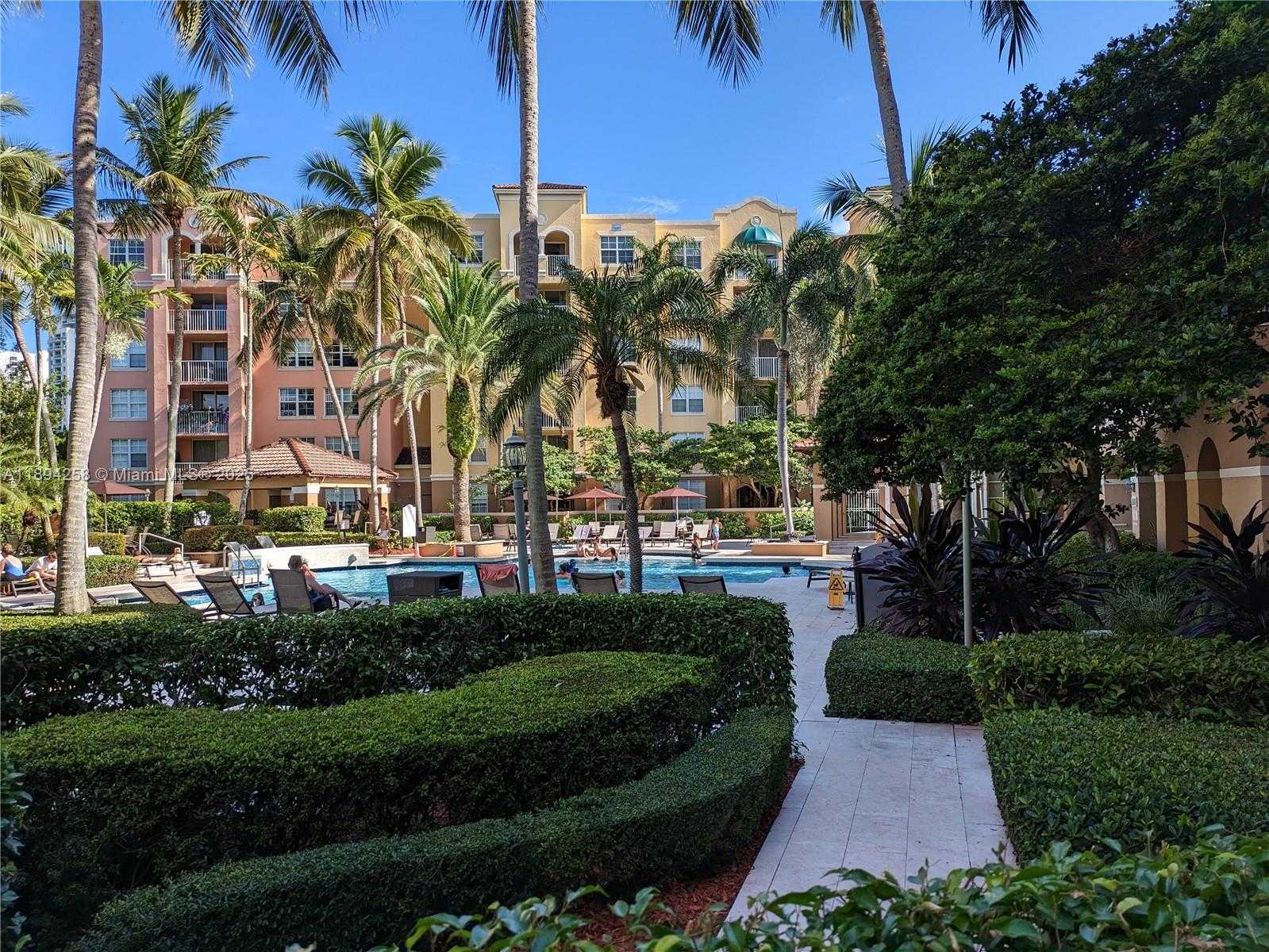 Small Image of Aventura Number 16