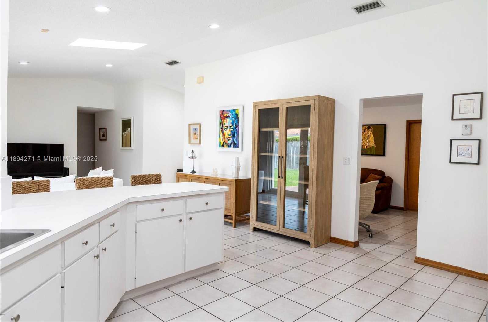 Small Image of 8192 SOUTH WEST 90TH AVE, Miami Number 11