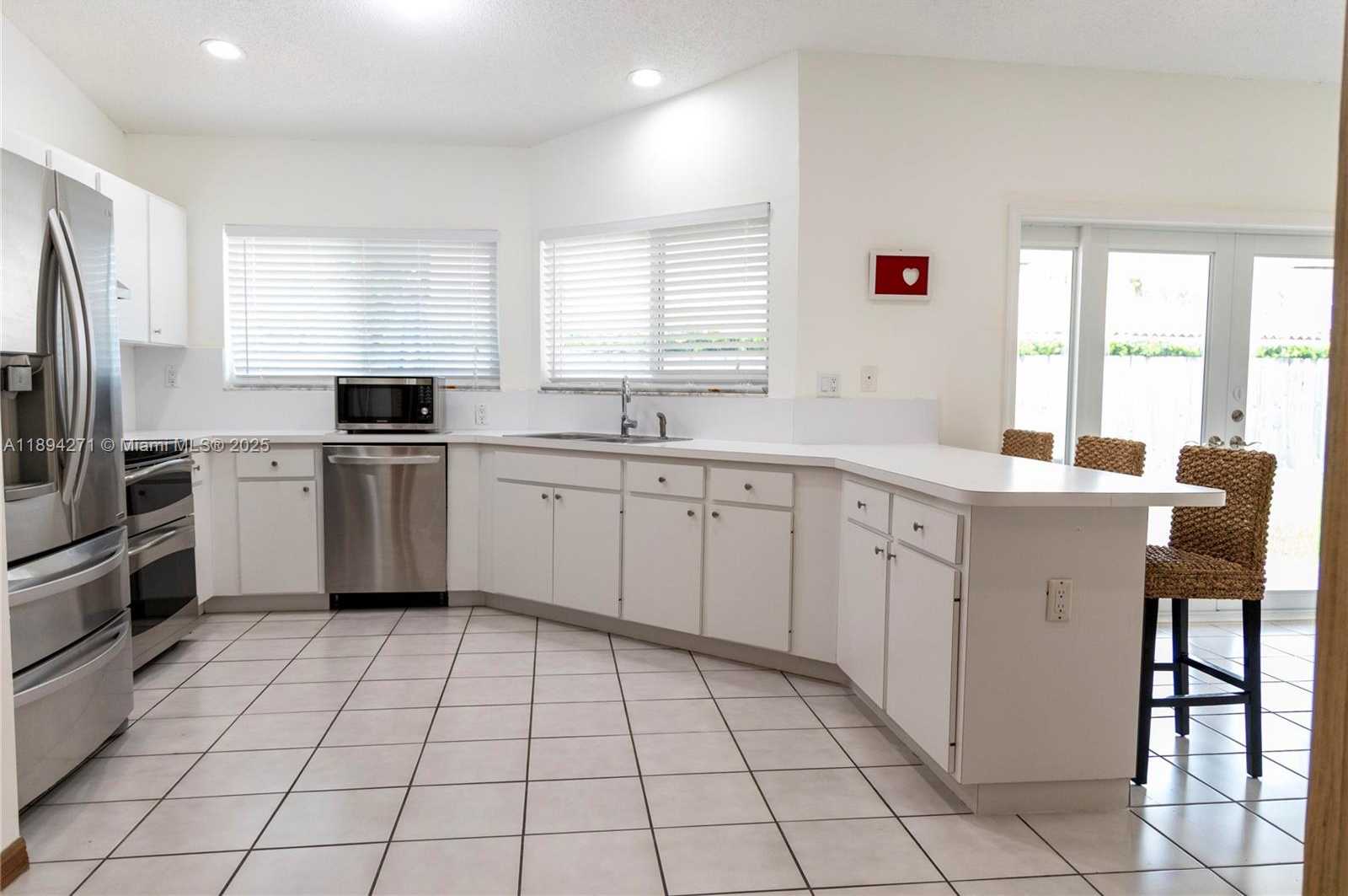 Small Image of 8192 SOUTH WEST 90TH AVE, Miami Number 12