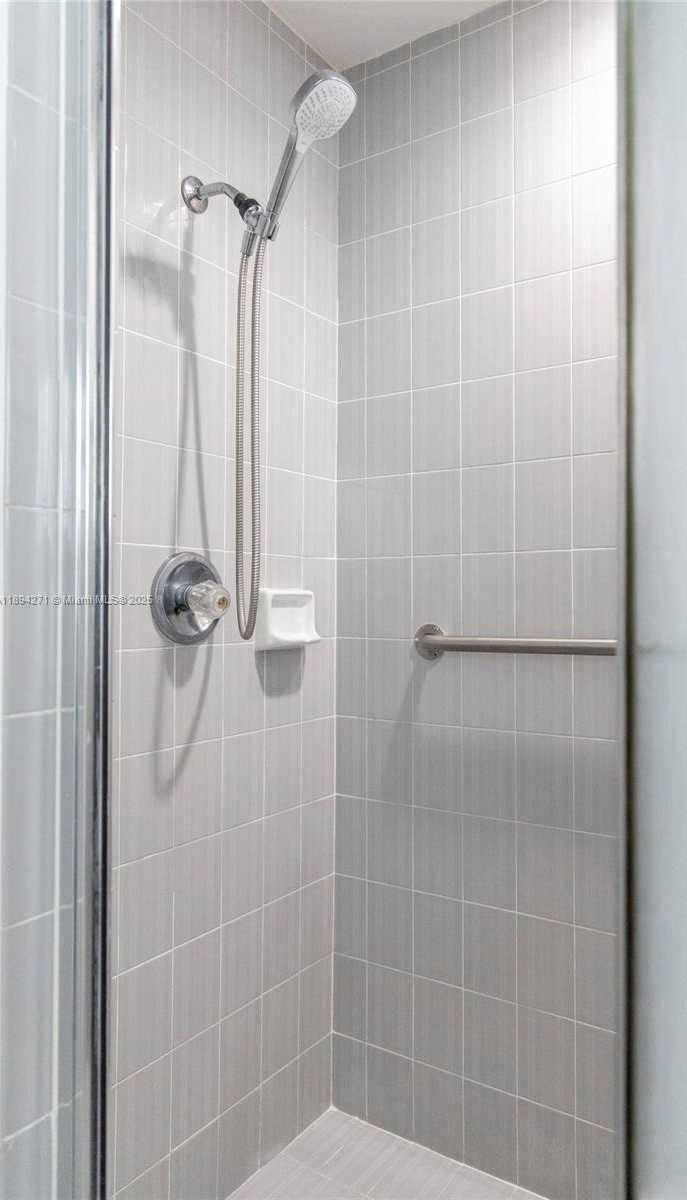 Small Image of 8192 SOUTH WEST 90TH AVE, Miami Number 22