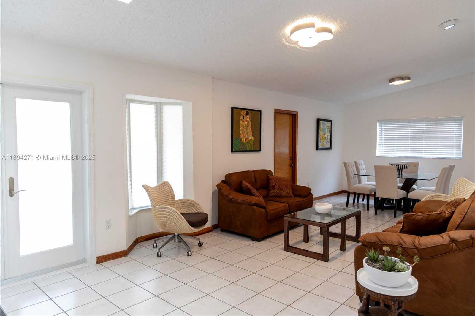 Small Image of 8192 SOUTH WEST 90TH AVE, Miami Number 3