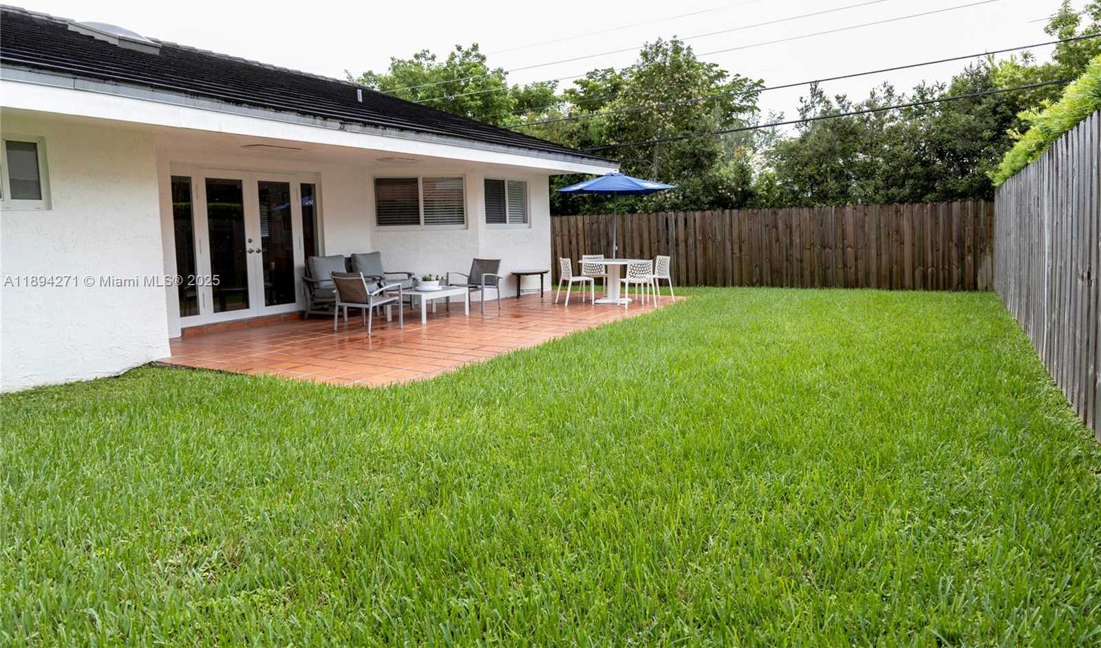 Small Image of 8192 SOUTH WEST 90TH AVE, Miami Number 31