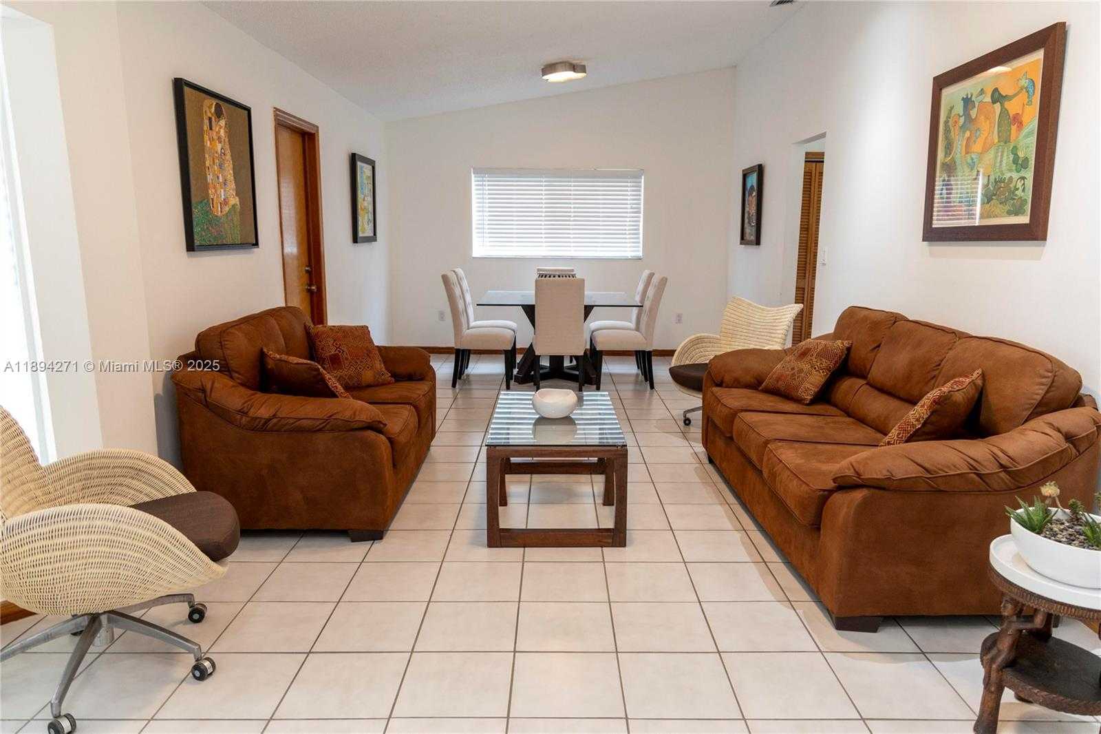 Small Image of 8192 SOUTH WEST 90TH AVE, Miami Number 4
