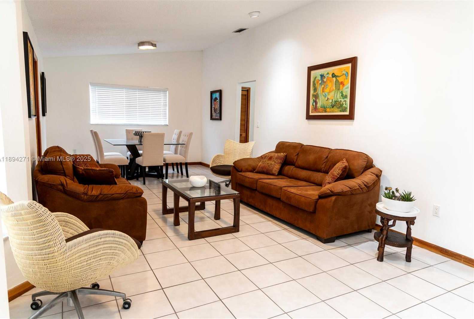 Small Image of 8192 SOUTH WEST 90TH AVE, Miami Number 6