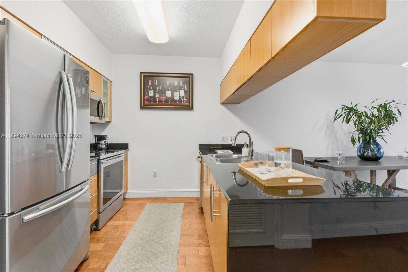 Small Image of 1750 NORTH BAYSHORE DR #2410, Miami Number 6
