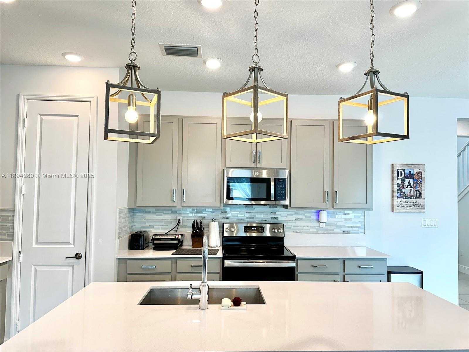 Small Image of 1101 AZUL CT, Deerfield Beach Number 15